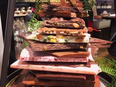 -Laderach 莱德拉(上海环贸iapm店)