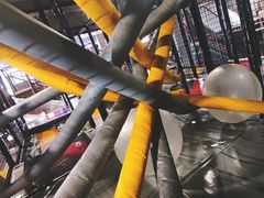 -嗨翻Hi-Fun竞技主题乐园·蹦床亲子生日轰趴(国光1937店)