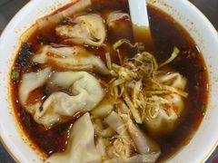 -笑来喜馄饨小笼工坊(通扬路店)