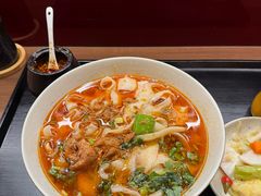 -顺溜·手工刀削面·黑金店(铜锣湾店)