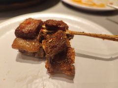 -山焱·炭火自助烤肉(周浦万达店)