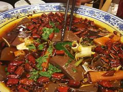 -万重锦·人文川菜馆(骡马市店)