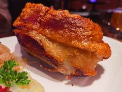 自酿啤酒脆皮烤猪肘-Ambra Haus琥珀屋精酿餐厅(宝山店)