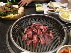 -草家酱蟹炭火烤肉店(珲春南路一店)