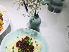 特色小面（红油）-乔阿马·江南味·驴肉香(龙湖华泾天街店)