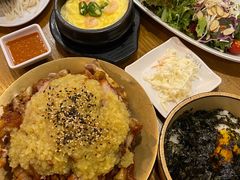 -Myth猪蹄(明洞店)
