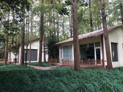 -上海怡沁园度假酒店