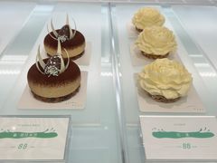 -潮一不贰·法式甜品·生日蛋糕·西式简餐(外滩店)