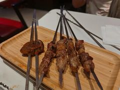 -小河公主秘制烤羊腿(小绿谷店)