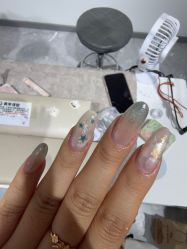 -晨·艺美甲美睫