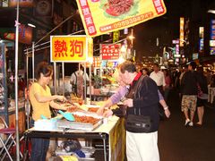 大堂-六合夜市