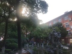 -上海外国语大学(虹口校区)