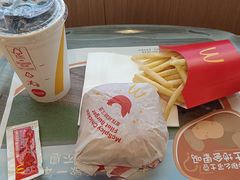 -麦当劳(番禺易发商业街店)