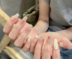 -斯馨·健康美甲美睫