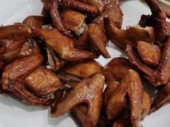 脆皮乳鸽-顺风海鲜港(金玉兰店)