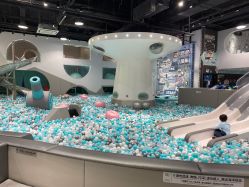 -MINI MARS KIDS CLUB亲子家庭中心(长宁天山店)