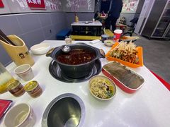-俭让佬妈现卤串串(温江总店)