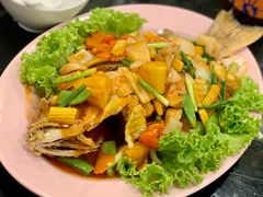 -J Daeng Seafood