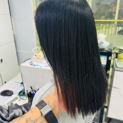 -镁连社·美联社