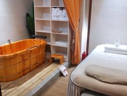 -苑苑vbeauty科技美容SPA
