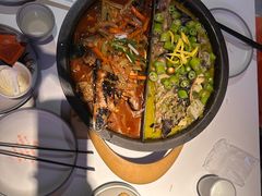 -鸣记脆皮烤鱼·海鲜烤鱼(三八广场店)