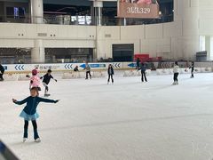 -世纪星滑冰俱乐部(万象城店)