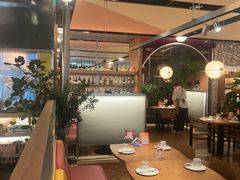 -芭莉与彩虹西餐厅(成都合生汇店)
