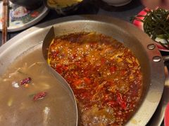 -沸炉重庆老火锅(军事博物馆店)