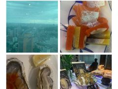 -亚洲国际大酒店·云顶阁旋转自助餐厅