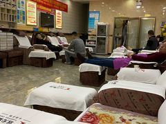 -郑远元专业修脚房(南坪万达店)