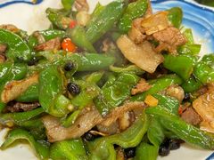 -霄汉牛三鲜湖北砂锅菜(万松园2店)