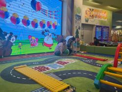 -莫莉幻想儿童乐园(武汉金银潭永旺店)