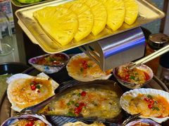 -围炉肉舍•炭烤活鳗•丹东海鲜烤肉(步行街店)