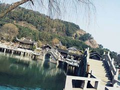 -灵岩山风景区