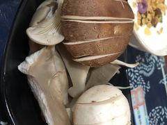 -丽江庭院·云南野生菌·海鲜火锅(鼓楼四合院店)