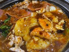 -极有家小鱼小鸡石锅煲(佳兆业店)