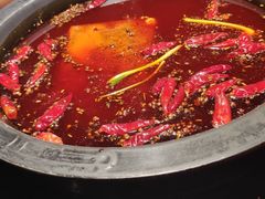-潮火锅·麻辣牛肉火锅(观音桥方圆·LIVE店)