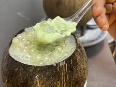 -椰爺爺·椰子冻砵仔糕