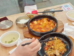 -米村拌饭(东方新天地店)