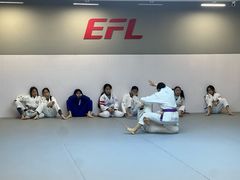 -EFL巴西柔术·综合格斗·泰拳·少儿体能训练(虹桥德必馆)