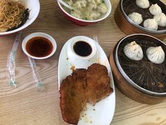 -珊珊小笼馆(仙霞路店)