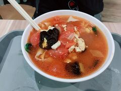 西虹市鸡蛋刀削面-大食代美食广场(月星环球港店)