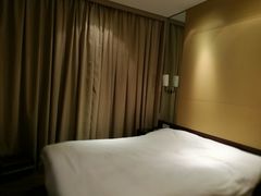 -上海徐汇瑞峰酒店