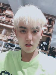 -苏豪路易士·嘉玛发廊