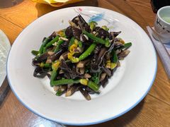 -黄泥岗·地道湖北菜(奥特莱斯店)