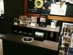 -星巴克臻选(南京金茂览秀城店)
