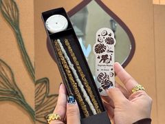 -M Stand(蓝色港湾店)