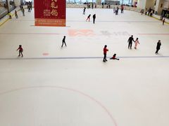 -冰纷万象滑冰场(深圳万象城店)