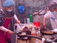 -老婆婆炒饭(小白楼1902欧式风情街店)