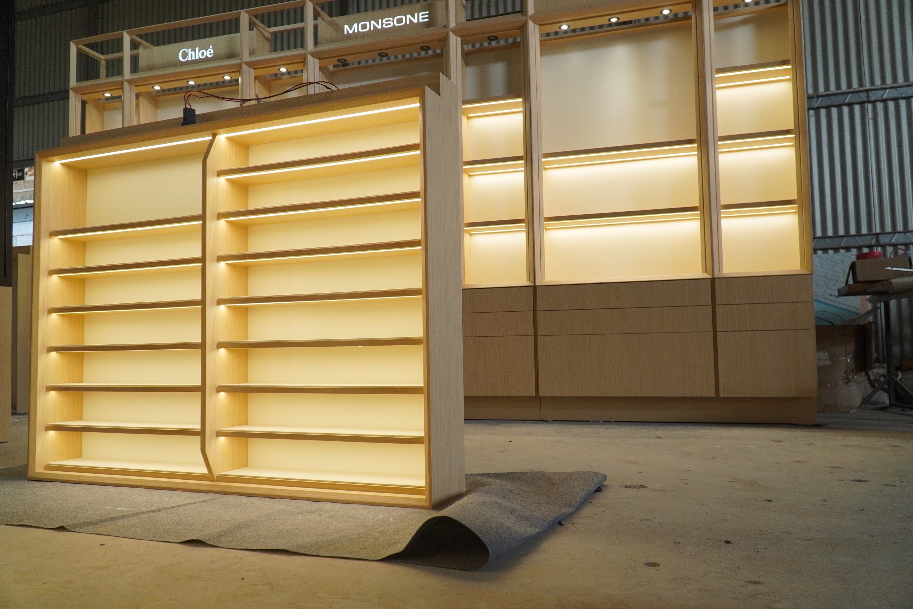 源头厂家,专注眼镜展柜定制#眼镜展柜厂家 #眼镜店陈列柜台 #眼镜店